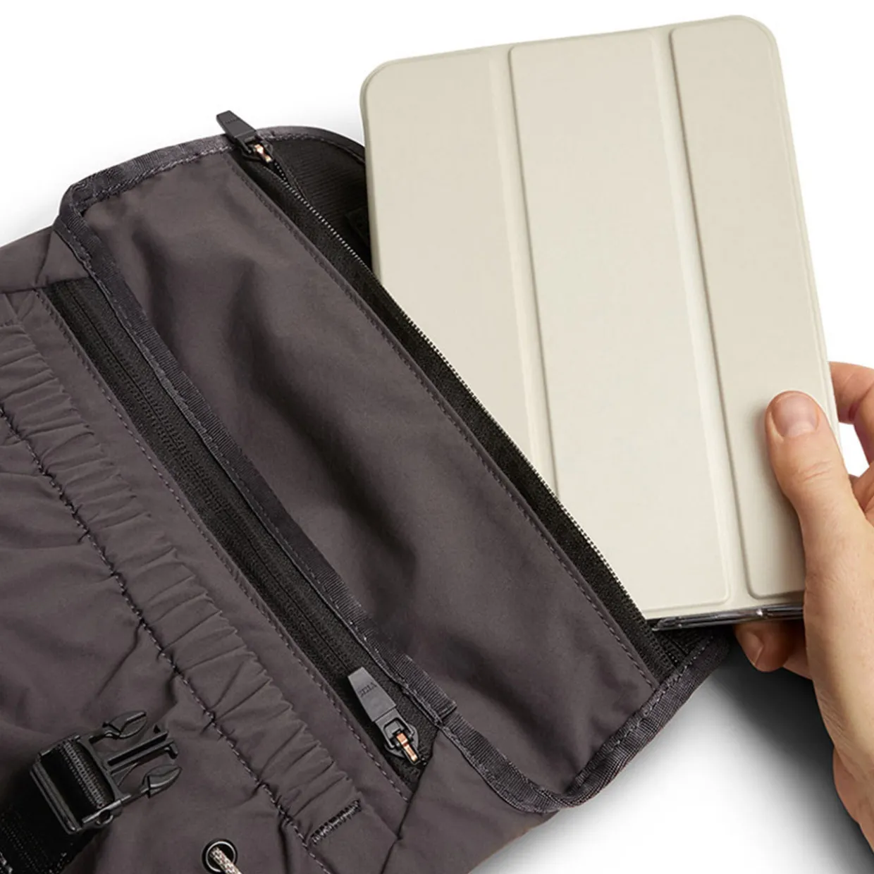 Cinch Mini Messenger Bag 6L