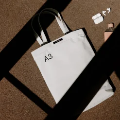 Daily Tote A3