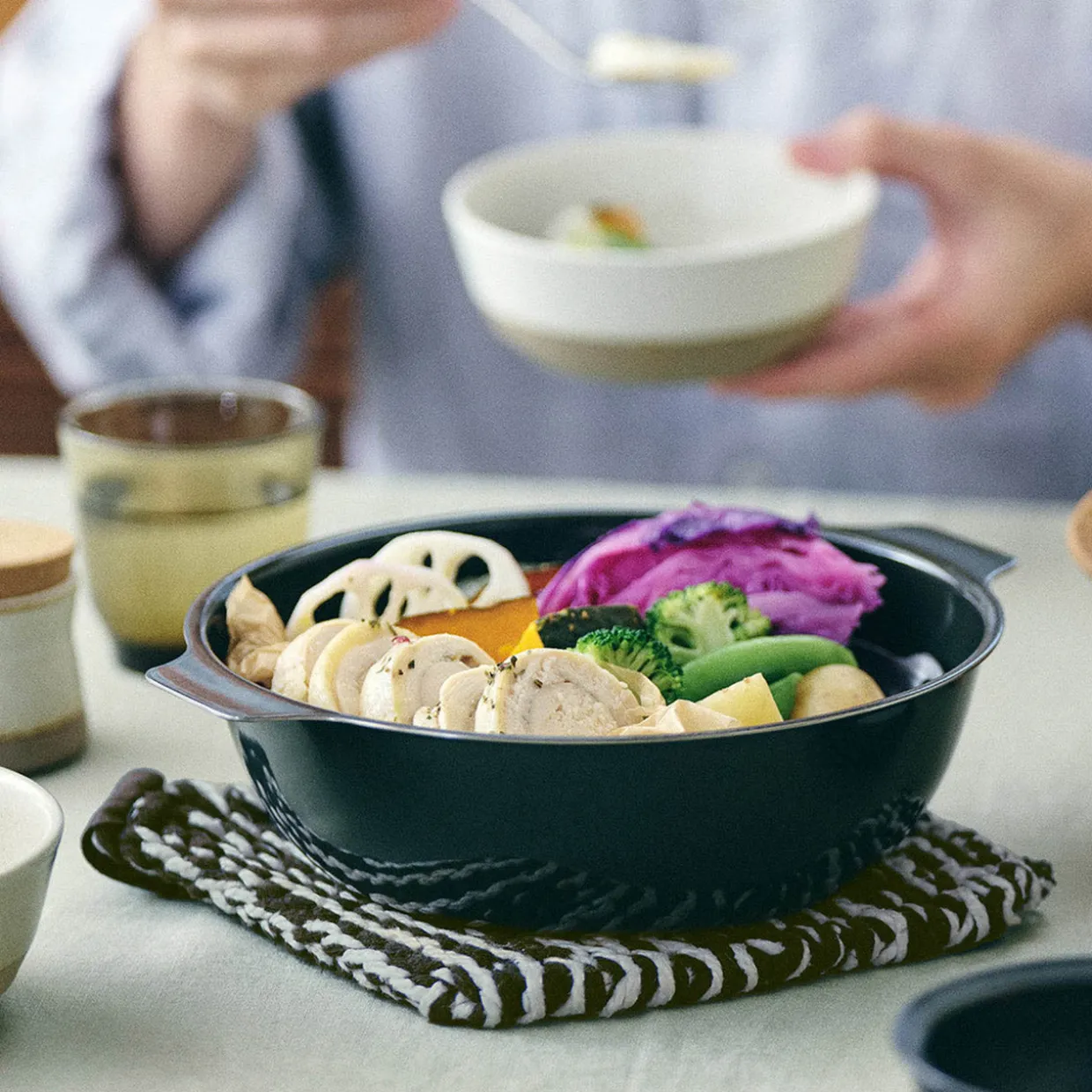 Kakomi Enamel Pot 2L