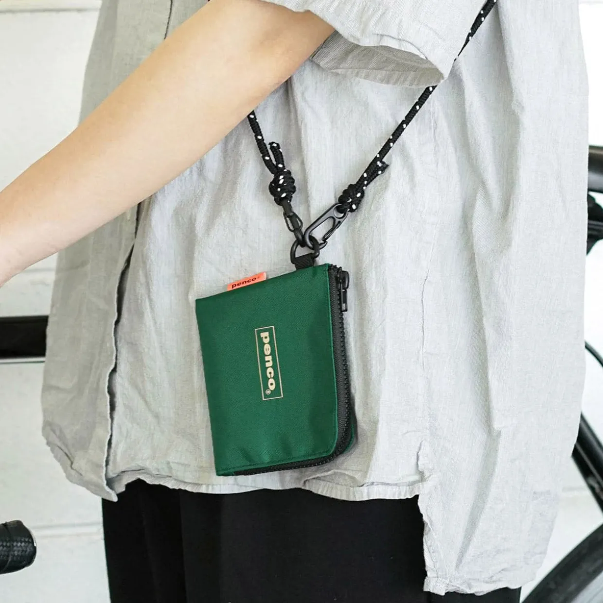L-Zip Purse