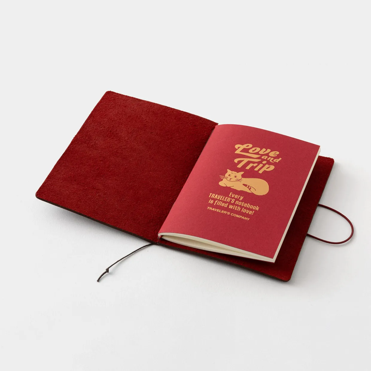 Traveler's Notebook Love and Trip Ltd Ed Starter Set Passport