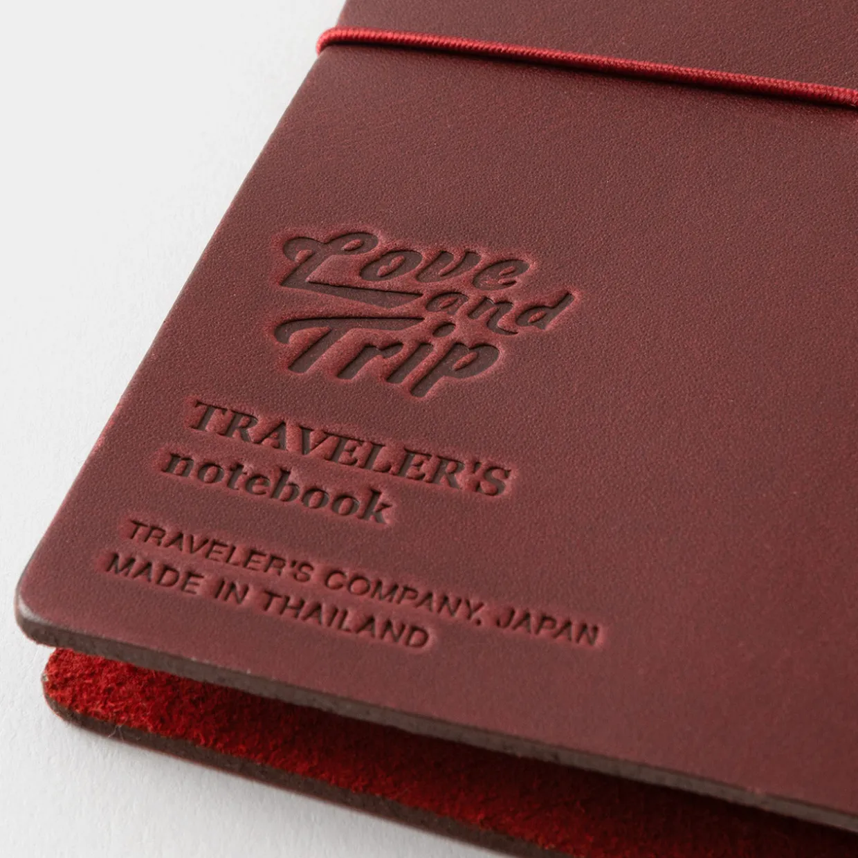 Traveler's Notebook Love and Trip Ltd Ed Starter Set Passport