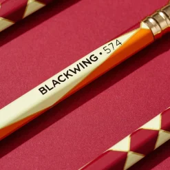 Volume 574 Pencil Set